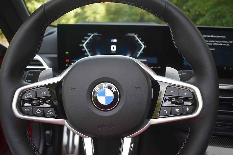 Čtyřmístný kabriolet BMW vychází z řady 3