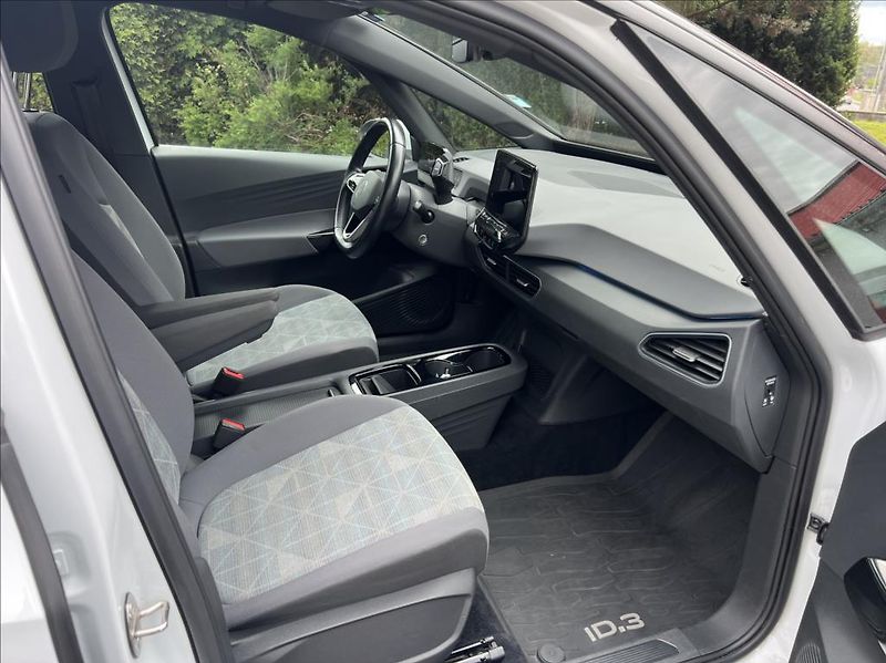 Volkswagen ID.3 0,0 Pro Performance 150kW TČ - fotka 17 z 38