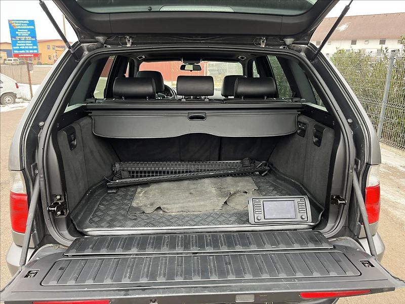 BMW X5 3,0 d 160KW 4x4 AUTOMAT SERVIS - fotka 37 z 42