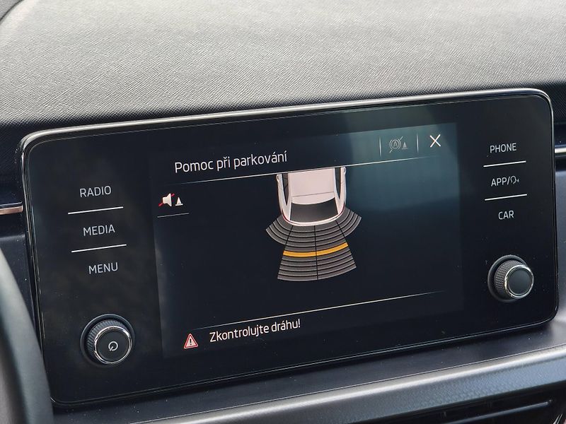 Škoda Scala Style 6MP 1,5TSI - fotka 15 z 22