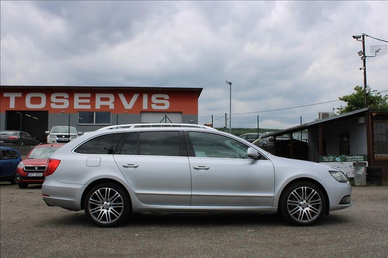 Škoda Superb 3,6 FSi  4 x 4, DSG, 191KW - fotka 4 z 29
