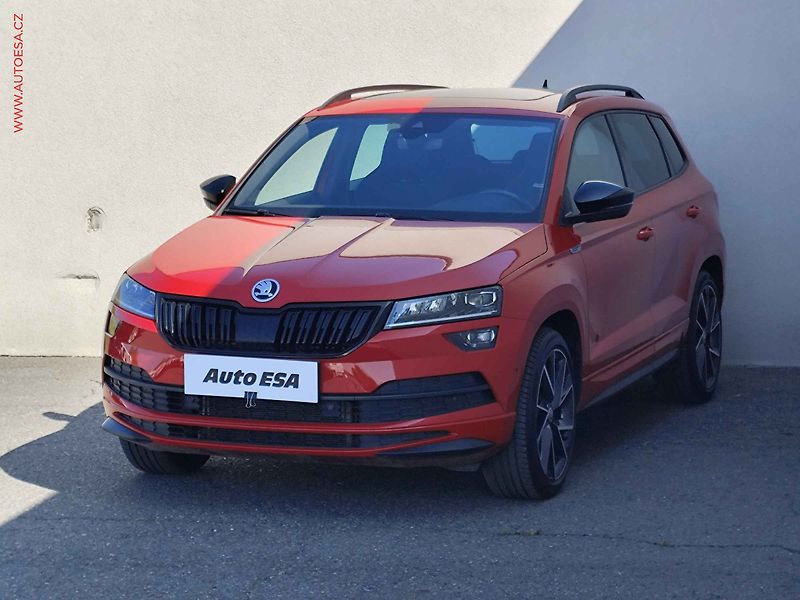 Škoda Karoq (2019) 2.0 TSi 4x4, SportLine, DSG - fotka 3 z 33