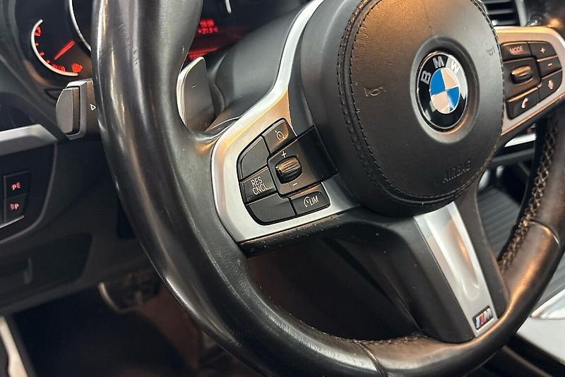 BMW X3 2.0i - fotka 19 z 26