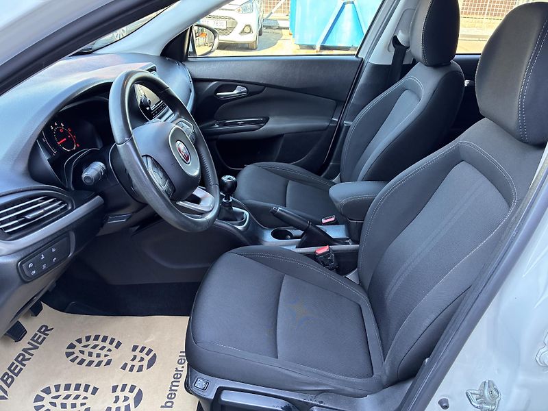 Fiat Tipo 1.4-70KW,KLIMA, REZERVACE - fotka 11 z 35