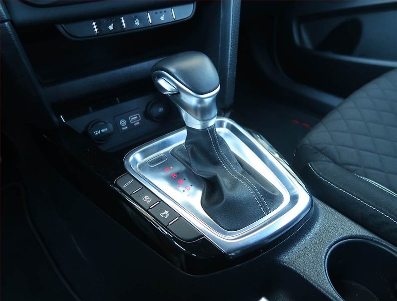 Kia Ceed (2019) GT Line 1.4 T-GDI, Automat - fotka 13 z 19