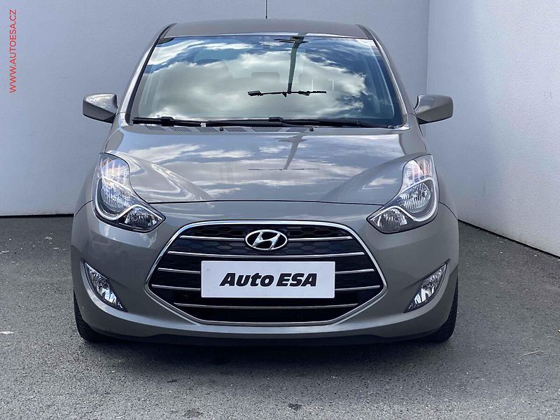 Hyundai ix20 (2018) 1.6i, Klima - fotka 2 z 16