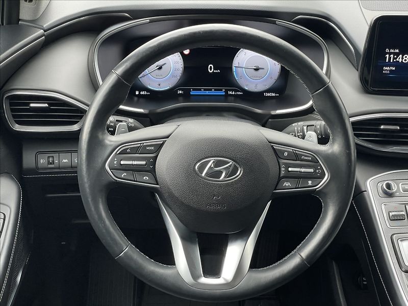 Hyundai Santa Fe 2,2 CRDi 4x4 DCT Style TZ+PANO - fotka 8 z 22