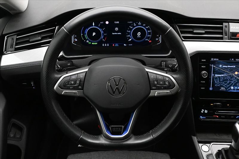 Volkswagen Passat 1,4 GTE 160 kW DSG Business Zá - fotka 18 z 30