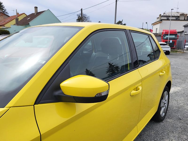 Škoda Fabia III FL 1.0 TSI 81kW AMBITION - fotka 35 z 48