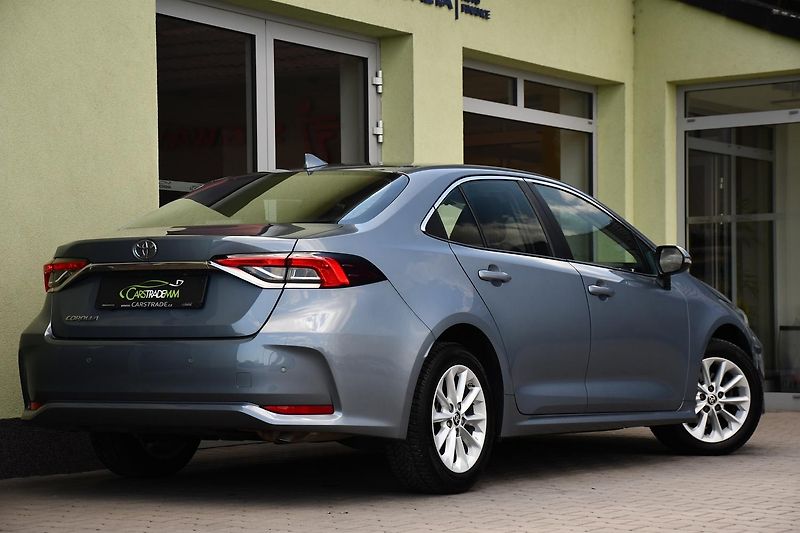 Toyota Corolla 1,5 VVT-i DYNAMIC FORCE COMFOR - fotka 6 z 50