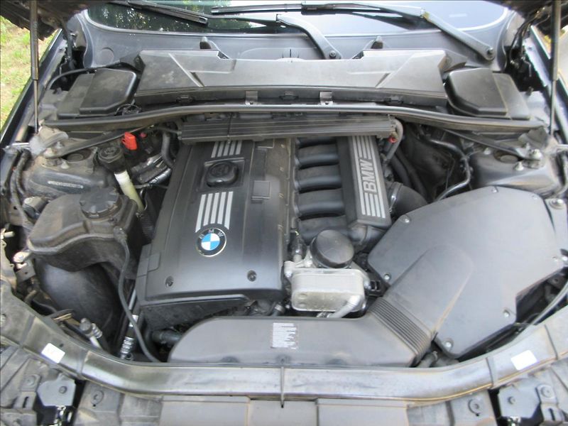 BMW Řada 3 325i 160Kw, Navi, 97 tis. Km. - fotka 39 z 42