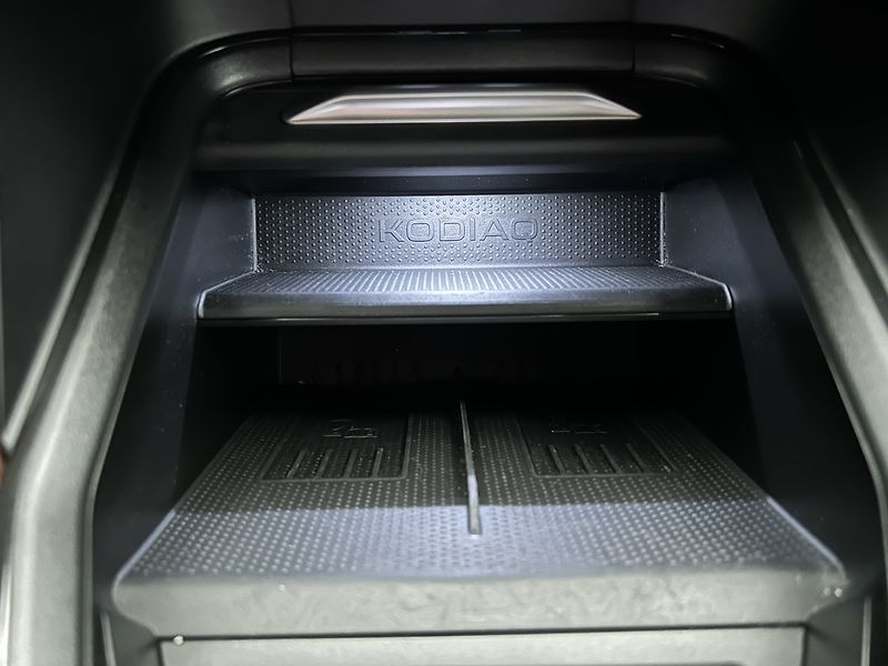Škoda Kodiaq 2.0 TDI 4x4 Exclusive Selectio - fotka 20 z 36