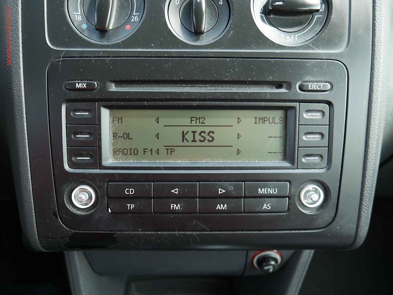 Volkswagen Touran (2004) 1.9TDi, DSG - fotka 15 z 15