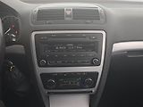 Škoda Octavia (2010) Ambiente Plus 1.2 TSI - náhled 12