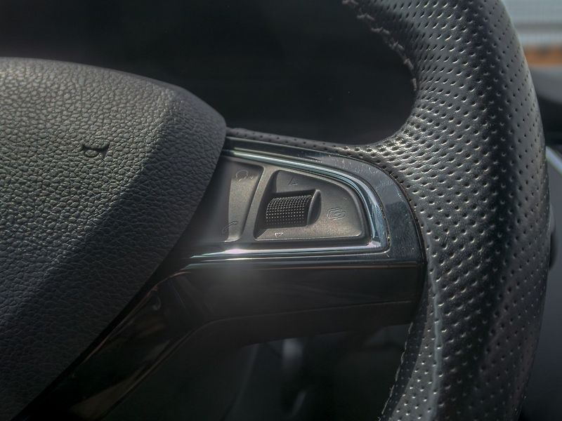 Škoda Octavia (2015) 2.0TDI 135KW RS – NAVIGACE - fotka 18 z 49