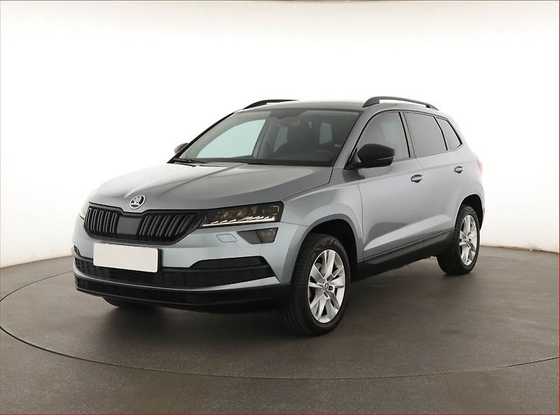Škoda Karoq (2019) Ambition 1.0 TSI, Navi - fotka 2 z 20