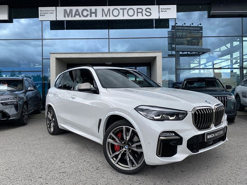 BMW X5 M50i xDrive Sportpaket - fotka 2 z 31