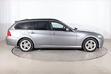 BMW Řada 3 (2010) 320 d xDrive, 4X4, Automat - náhled 6