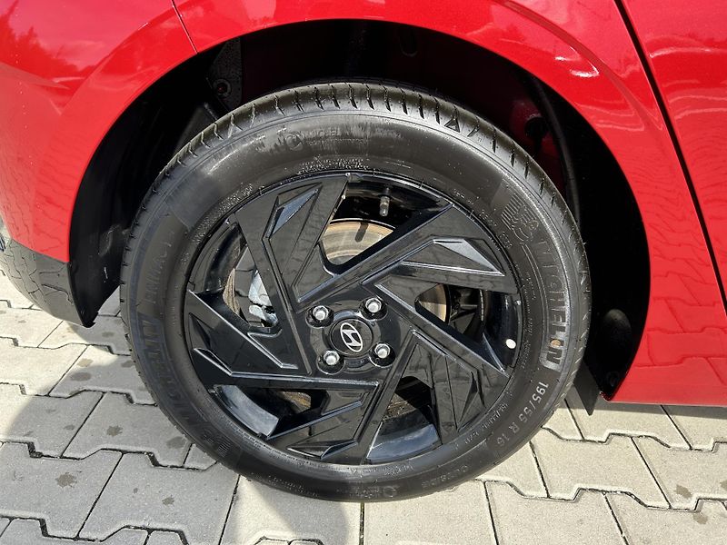 Hyundai i20 26 1,0 T-GDI DCT GO PLUS! - fotka 4 z 29