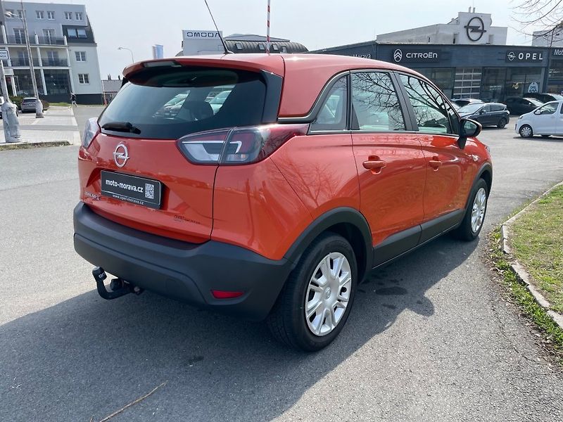 Opel Crossland X Enjoy 1,2 MT5, ČR, 1. maj - fotka 5 z 31