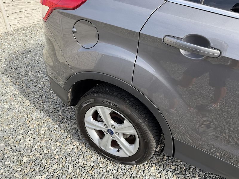 Ford Kuga 2.0TDCi 140PS 162TKM SERVIS!!! - fotka 49 z 162