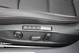 Volkswagen Passat (2022) 2.0 TDI DSG 147kW WEBASTO - náhled 18