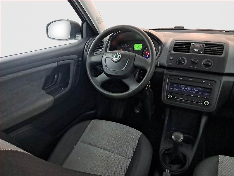 Škoda Fabia (2012) 1.2 12V, po STK, levný provoz - fotka 7 z 15