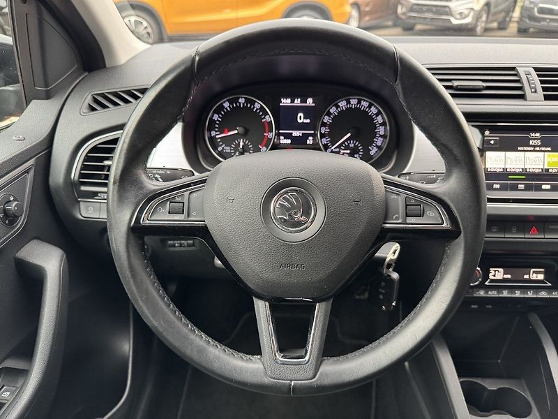 Škoda Fabia (2017) 1.2TSi Style Navi Digi Klima - fotka 7 z 49
