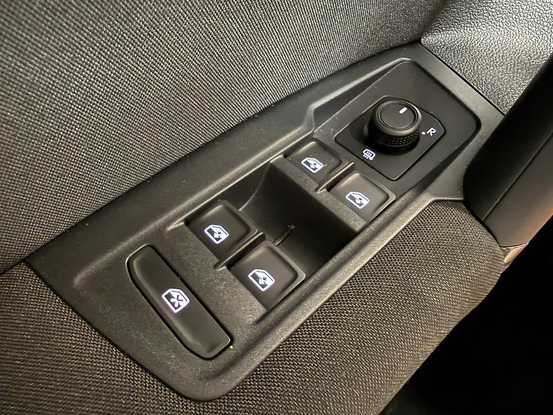 Volkswagen Tiguan 2.0 TDI BMT 110 kW DSG Life - fotka 10 z 14
