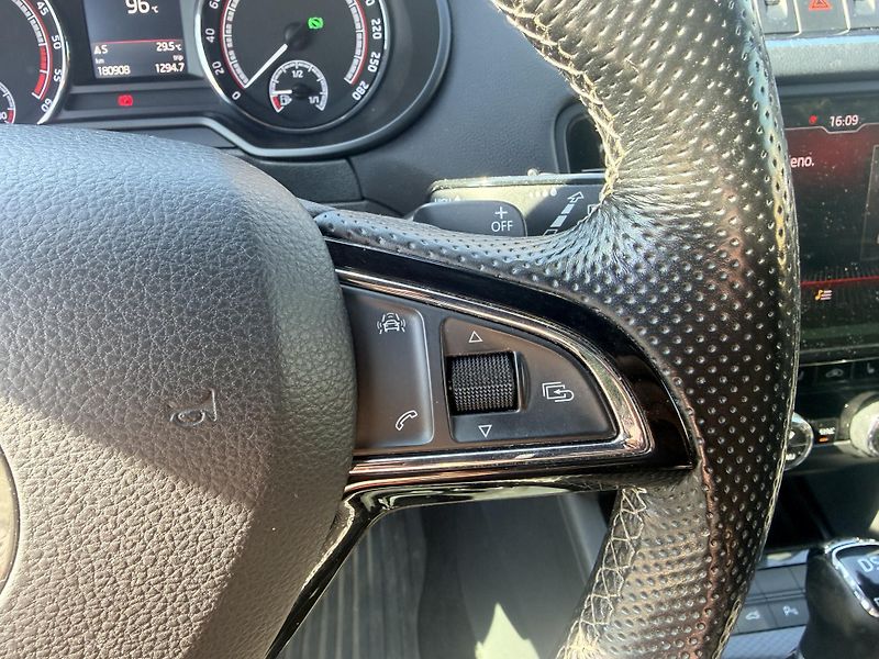 Škoda Octavia RS 2.0TDI DSG 4x4  - fotka 21 z 56