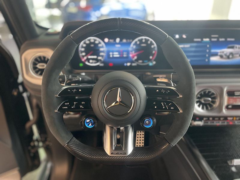 Mercedes-Benz Třídy G 63 AMG 4Matic - fotka 24 z 41