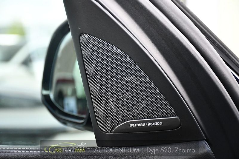 BMW X5 M50d xD M-SPORT HUD ČR 1M - fotka 29 z 67