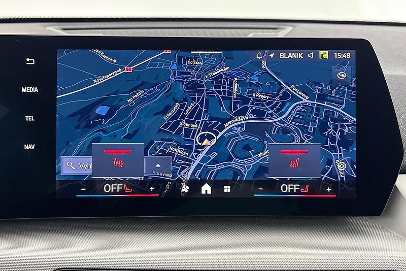 BMW X1 sDrive18d - fotka 17 z 21