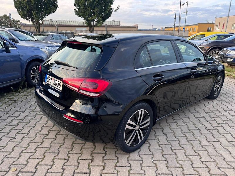 Mercedes-Benz Třídy A (2019) 180D 1,5 85 KW AUTOMAT SPORTB. - fotka 5 z 50
