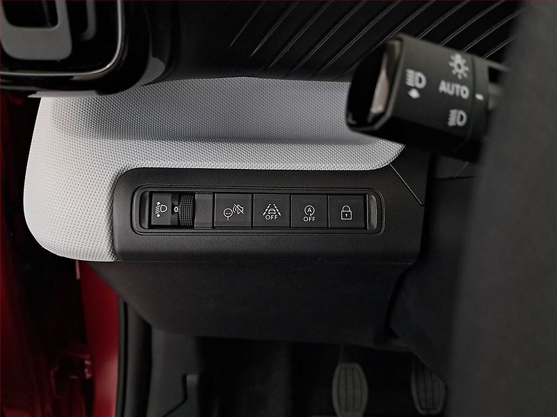 Citroën C3 (2025) 1.2 Turbo, ČR,1.maj - fotka 17 z 18