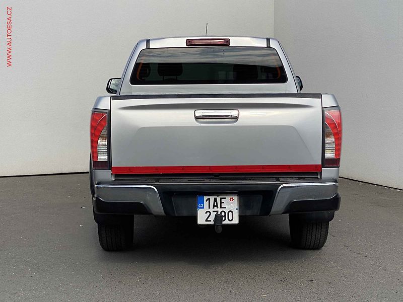 Isuzu D-Max (2017) 1.9D 4x4, ČR, AT, TZ, AC - fotka 5 z 17