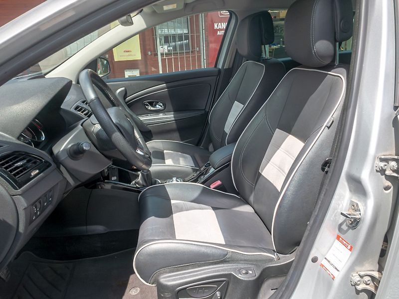 Renault Mégane (2015) 1.2T 97KW – NAVI / BOSE - fotka 16 z 48