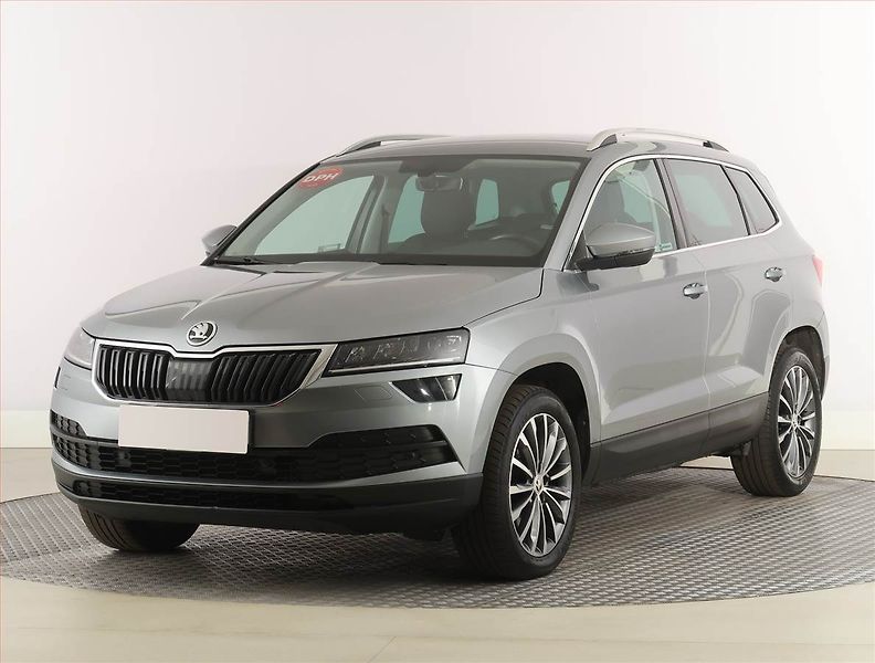 Škoda Karoq (2019) 2.0 TDI, 4X4, Automat - fotka 2 z 29