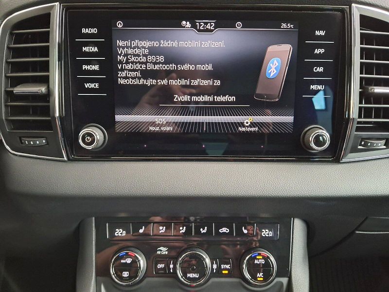 Škoda Karoq (2023) Ambition DSG 1,5TSi 110kW - fotka 24 z 32