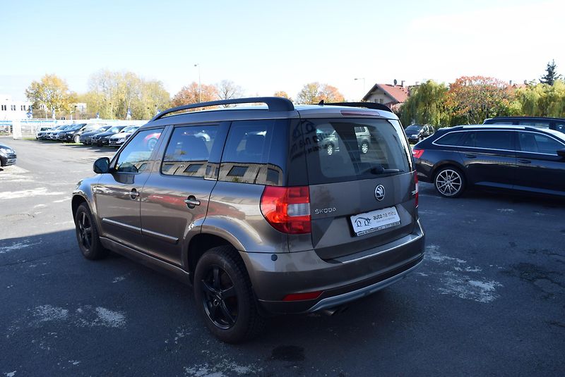 Škoda Yeti (2016) 1.4TSI 92kw AMBITION SMARTLINK - fotka 10 z 49