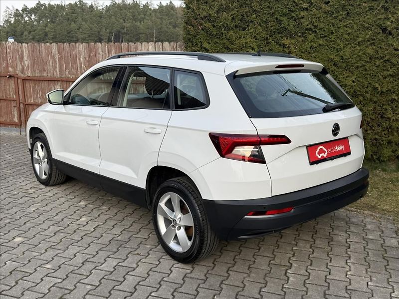 Škoda Karoq 1,6 TDI DSG / LED / záruka - fotka 4 z 34