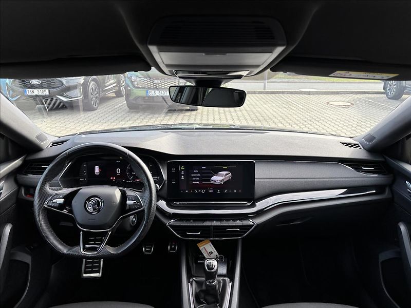 Škoda Octavia 2,0 TDI 110kW Style - fotka 17 z 48