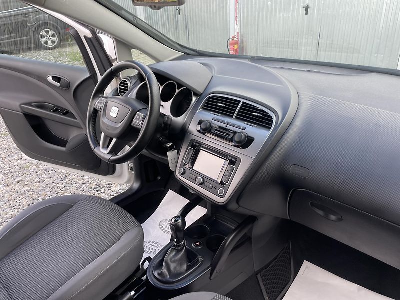 Seat Altea 1.6TDi 105PS XXL ECOMOTIVE TOP - fotka 157 z 189