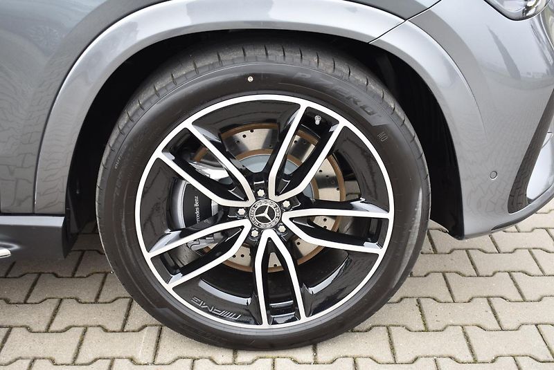 Mercedes-Benz GLE 450d 4M AMG - fotka 9 z 57