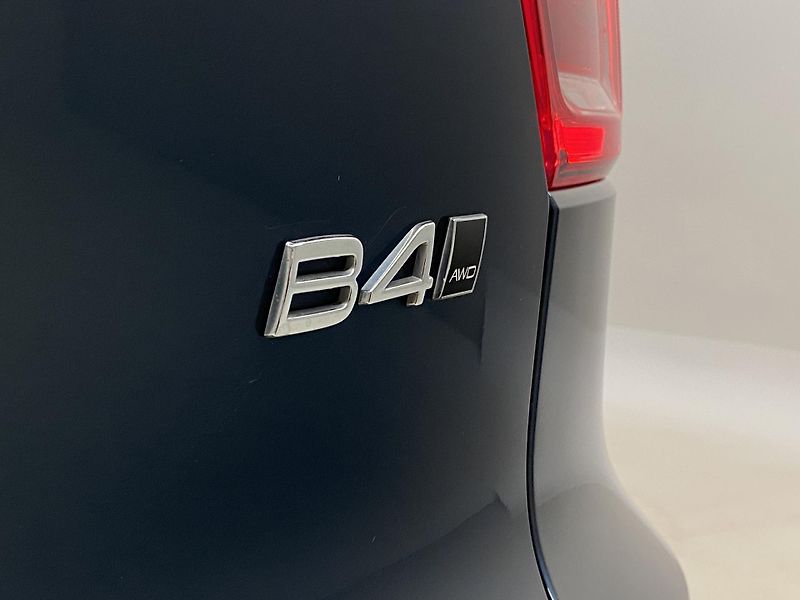 Volvo XC40 B4 AWD INSCRIPTION AUT CZ - fotka 36 z 42