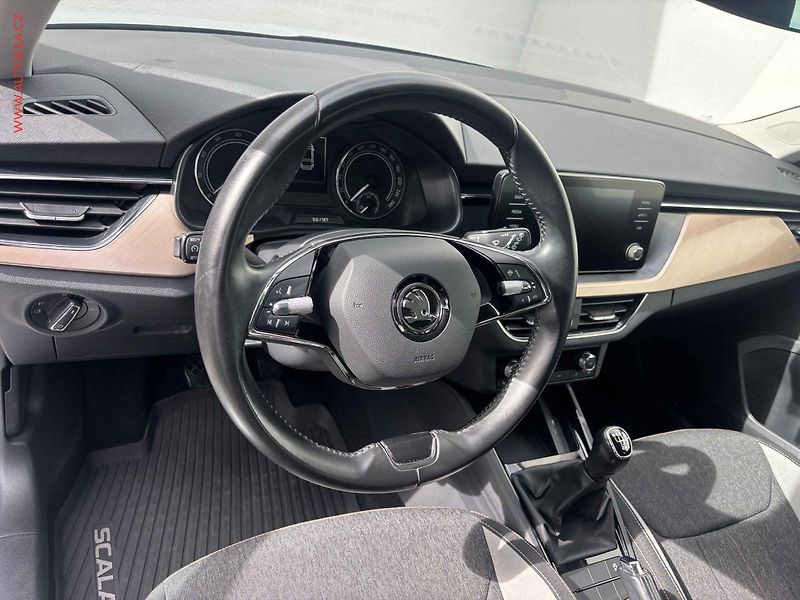 Škoda Scala (2022) 1.5 TSi, 1.maj,ČR, Style, LED - fotka 12 z 17