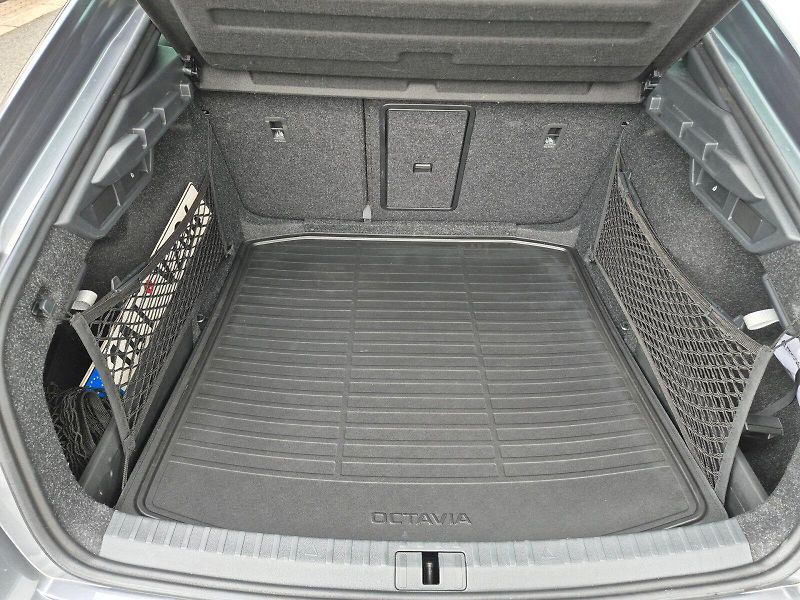 Škoda Octavia (2025) Sportline 1.5 TSI 110kW MHEV D - fotka 27 z 30