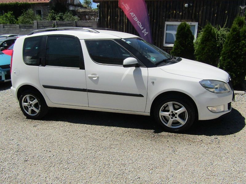 Škoda Roomster (2012) 1.6 TDI 66kW - fotka 8 z 37