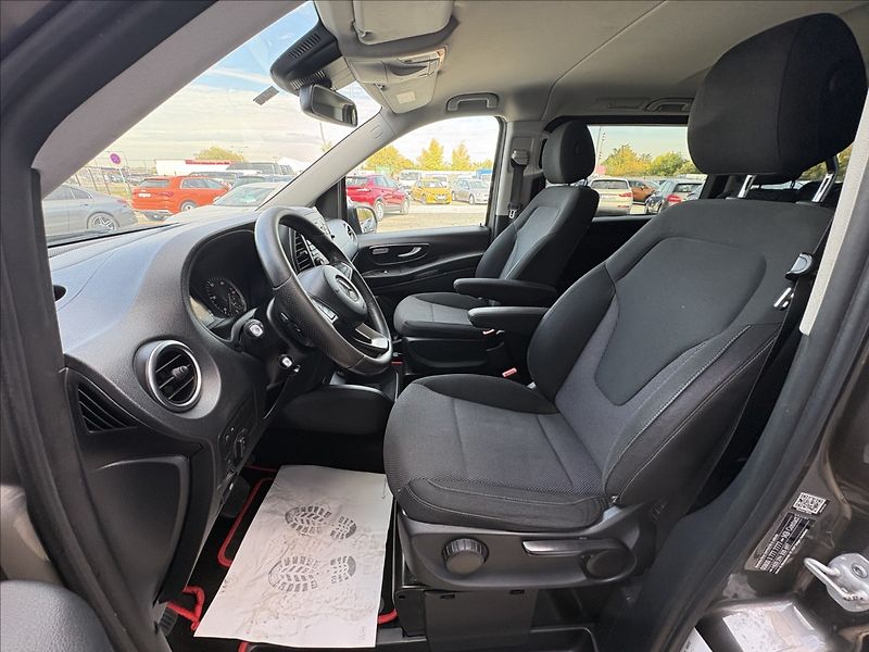 Mercedes-Benz Vito 2,1 140 kw 4x4 L 8 míst servis - fotka 14 z 29