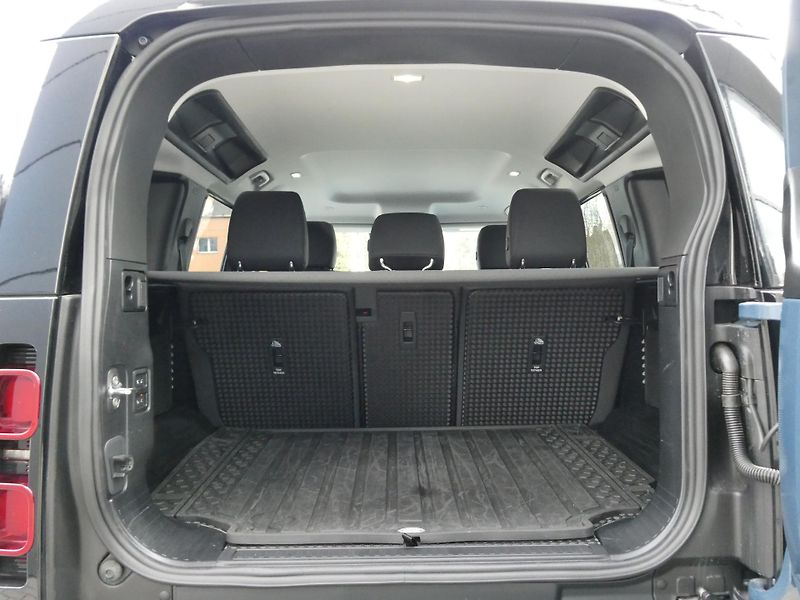 Land Rover Defender 110 S D200 - fotka 30 z 35